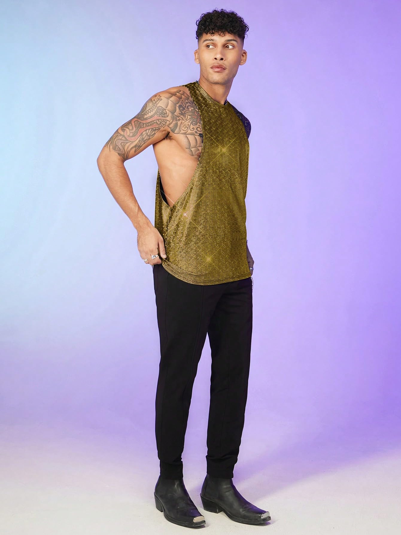 WDIRARA Men's Metallic Glitter Sequin Tank Tops Cut Out Round Neck Party Club Sleeveless Tops Gold L