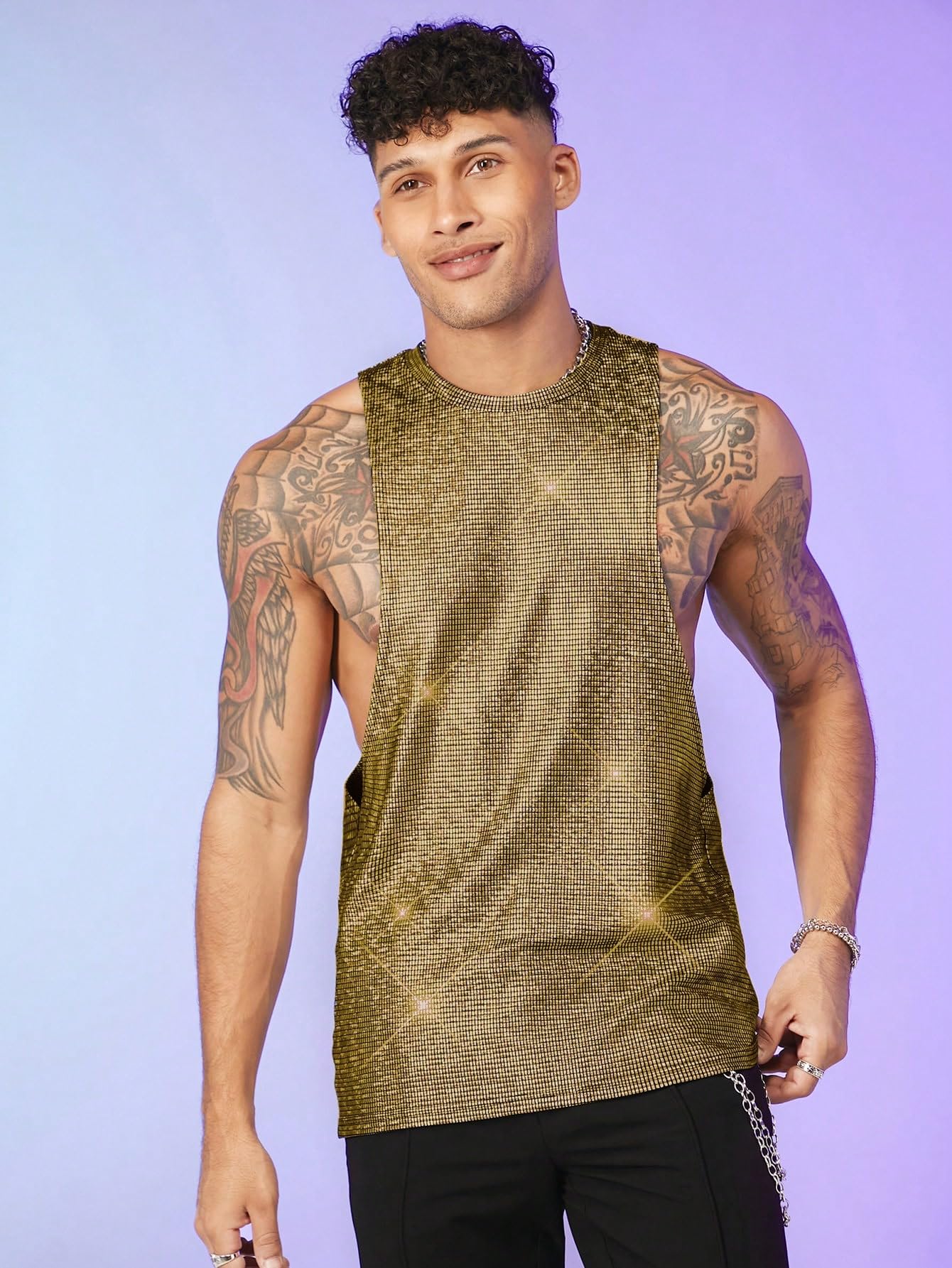 WDIRARA Men's Metallic Glitter Sequin Tank Tops Cut Out Round Neck Party Club Sleeveless Tops Gold L