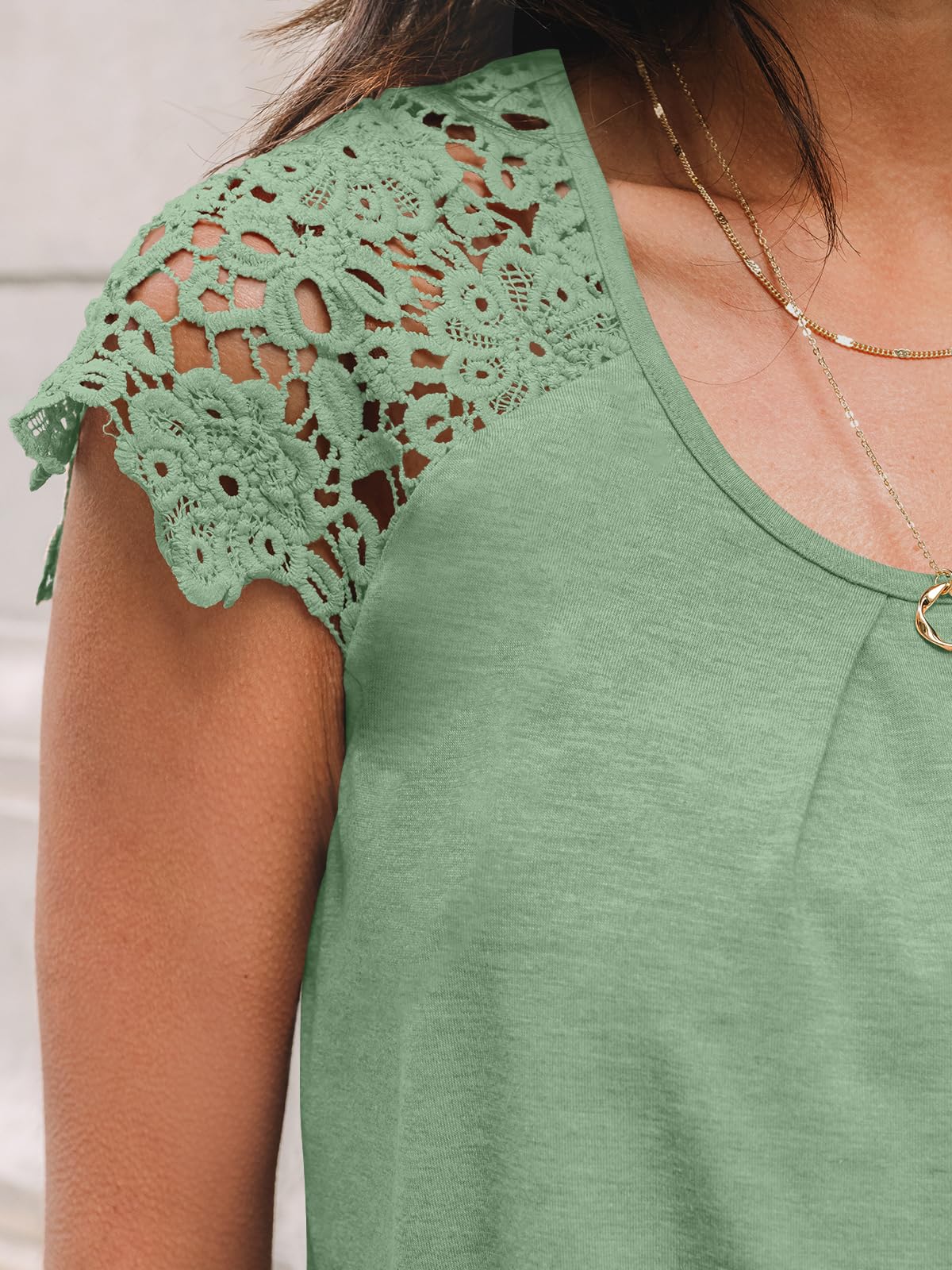LILLUSORY Short Sleeve Lace T Shirts Womens 2025 Summer Sleeveless Cap Flowy Trendy Western Boho Lightweight Cute Loose Fit Tops Casual Basic Tees Dressy Fashion Work Blouses Clothes Outfits Tshirts